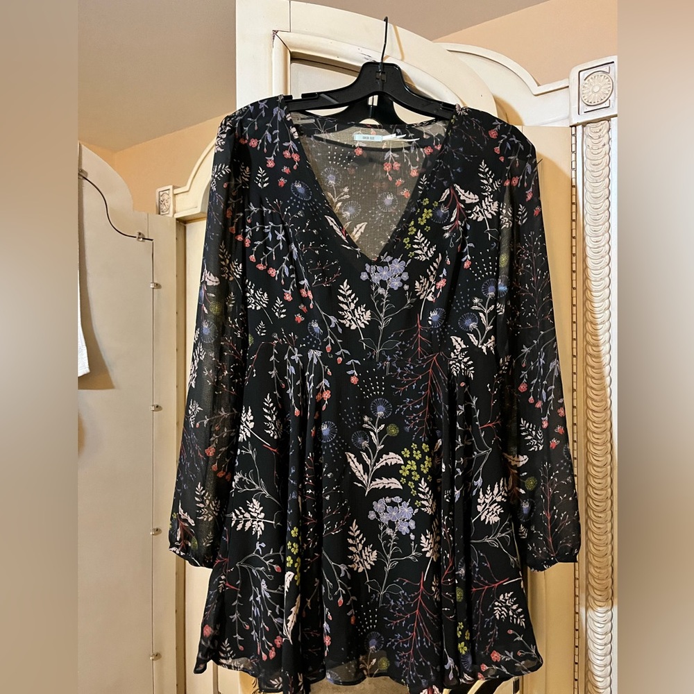 Urban Outfitters Long Sleeve Mini Dress Size 0